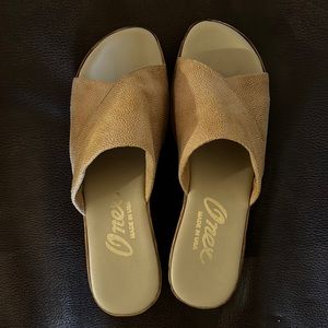 Onex clogs heeled mules slip on Beige leather size 8